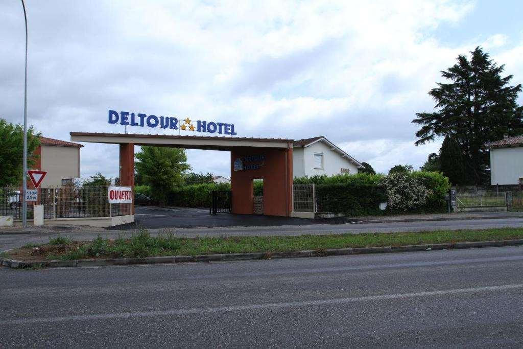 Brit Hotel Confort Villeneuve Sur Lot Bias  Exterior photo